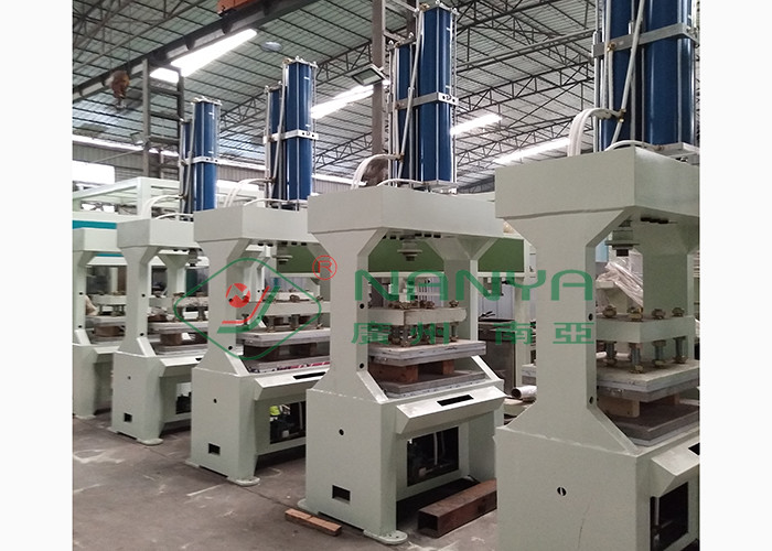 15 Tons Egg Box / Cup - Holder Paper Pulp Moulding Machine With Siemens 2500 kg